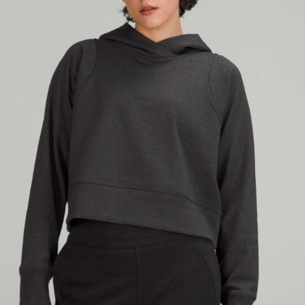 Lululemon Loungeful Cropped Hoodie. *Spark. Size 6